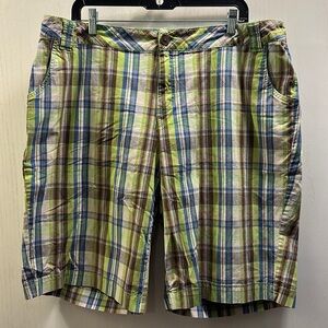 Lane Bryant Plaid High Rise Bermuda Shorts Size 18. Green/Brown/Blue